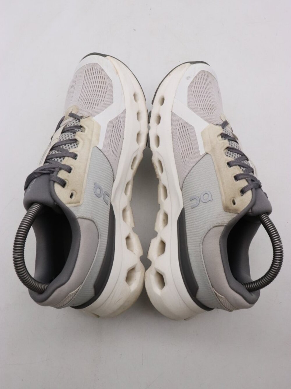 On Cloud Cloud Runner 2 Women's Size 8 Gray White Lace Up Athletic Sneakers - Picture 6 of 14